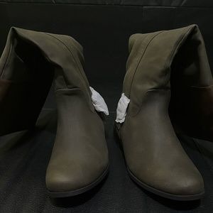Shoesazzle brown long boots size 9